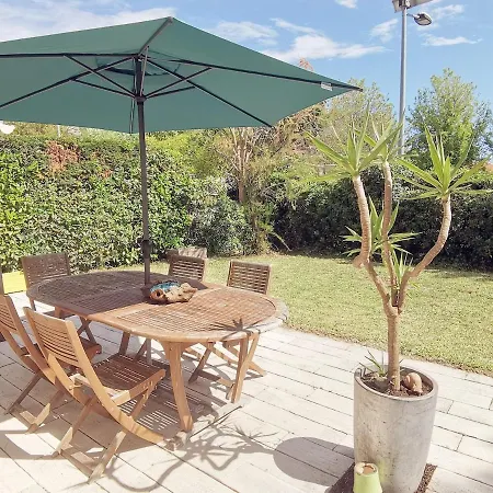 Family In 4 Bedrooms Antibes