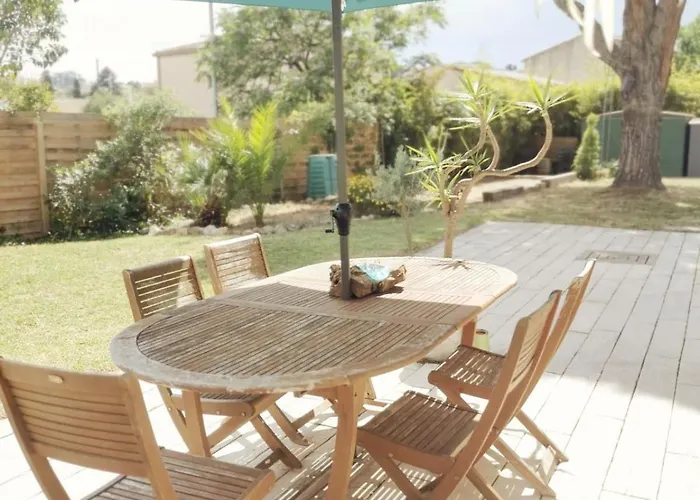 Family In 4 Bedrooms Villa *